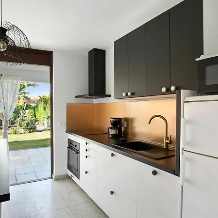 Дом отдыха Sun Club Маспаломас